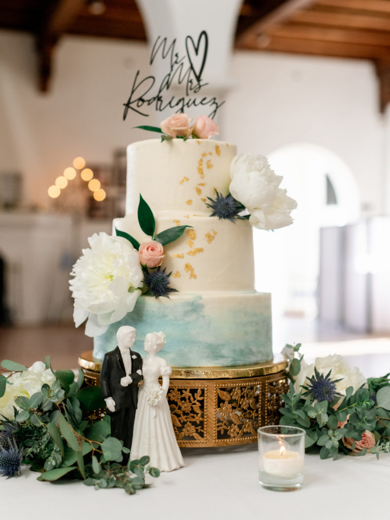 Casa Romantica wedding cake